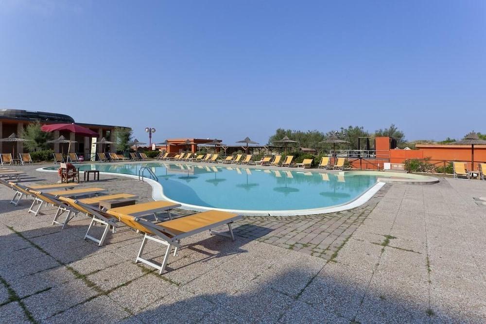 Regina Del Mare Family Beach Village Calambrone Exterior foto